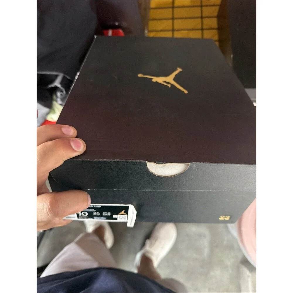 Jordan 1 Mid Banned 2020 Size 10 Mens